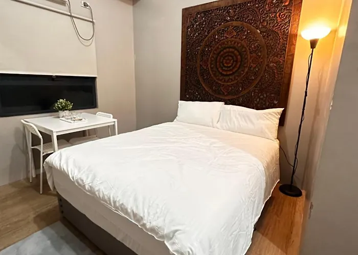 S&rs Place Space Taft Aparthotel